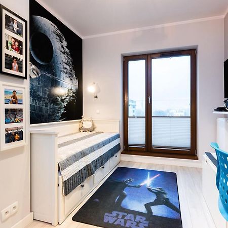קרקוב Elegant Business Accommodation With Parking - By Upstairs מראה חיצוני תמונה