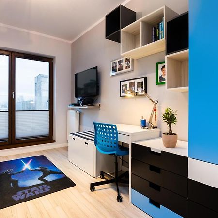 קרקוב Elegant Business Accommodation With Parking - By Upstairs מראה חיצוני תמונה